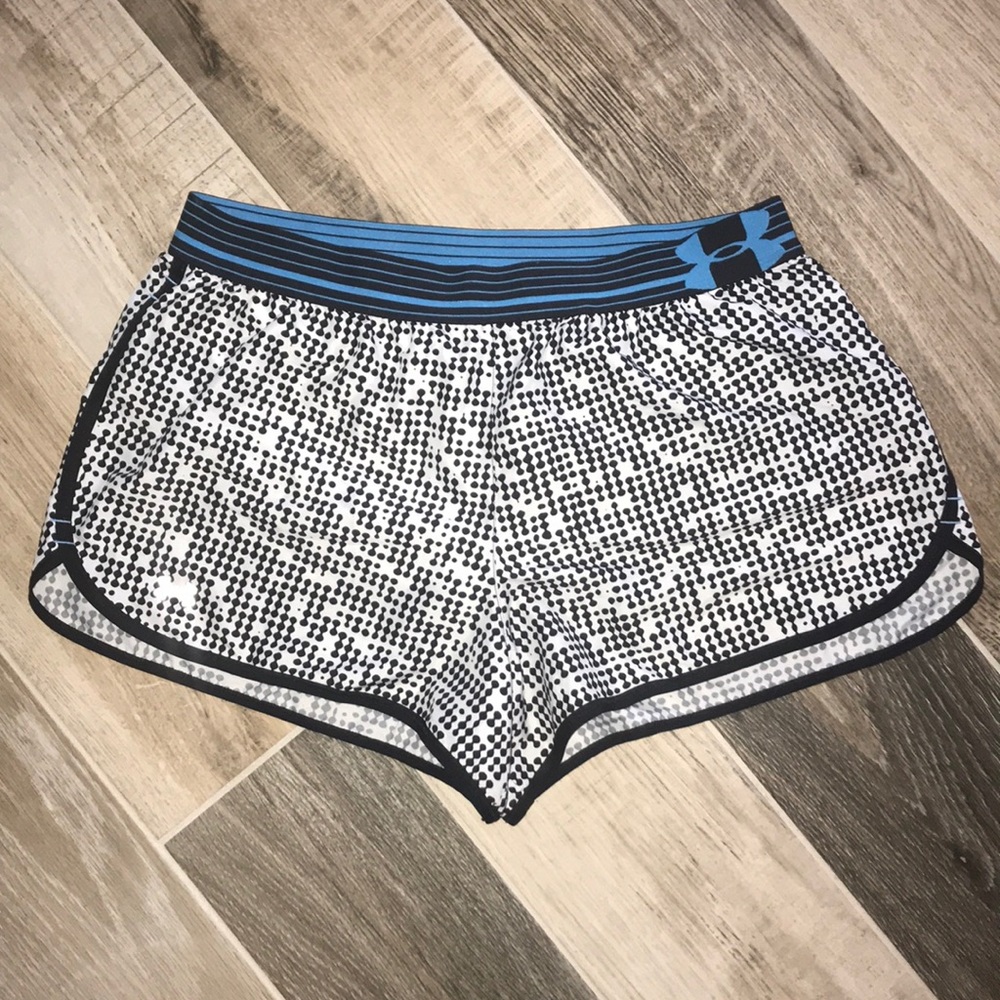 Under Armour ladies shorts M